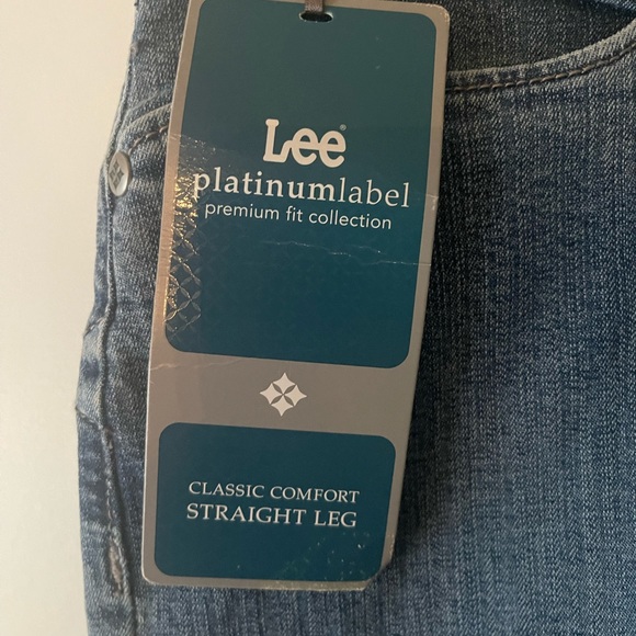 Ladies size 6 Led classic cut jeans - Picture 6 of 7